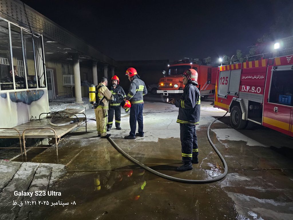 مهار آتش سوزی مرکز توانبخشی معلولان ذهنی و نجات ملیکا از شعله های آتش