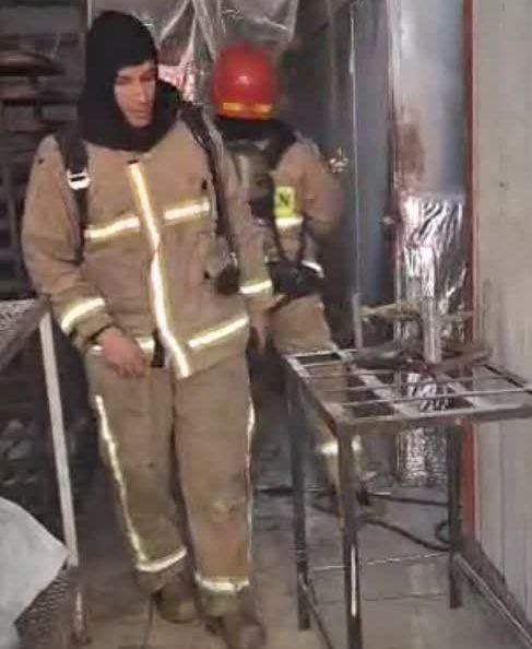 آتش سوزی نان فانتزی توسط آتش نشانان مهار شد