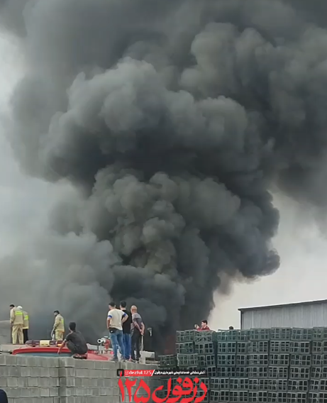 مهار آتش‌سوزی کارگاه تولید سبد محصولات کشاورزی