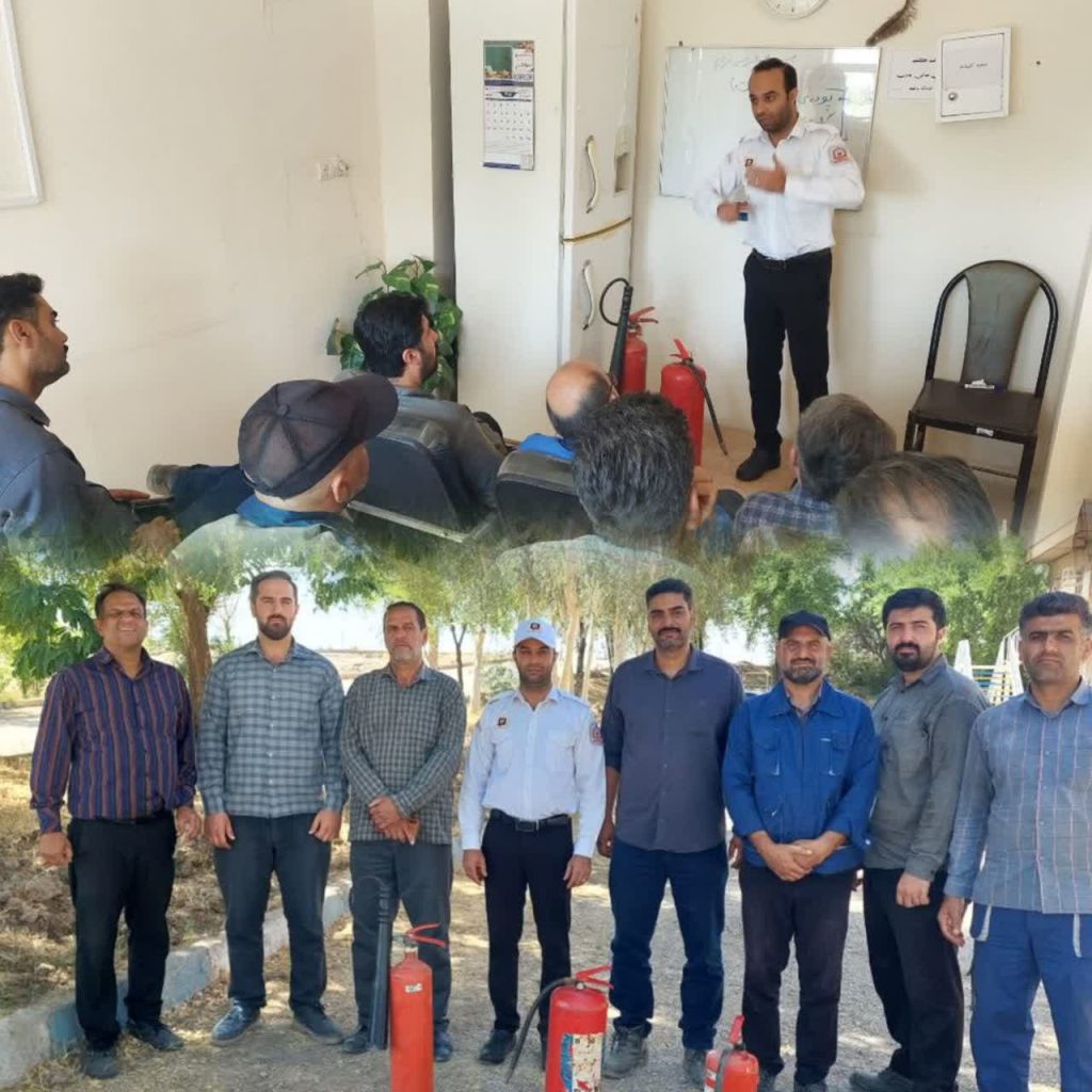 برگزاری کارگاه آموزشی تئوری اطفاء حریق برای کارکنان تصفیهخانه فاضلاب برگزاری کارگاه آموزشی تئوری اطفاء حریق برای کارکنان تصفیهخانه فاضلاب